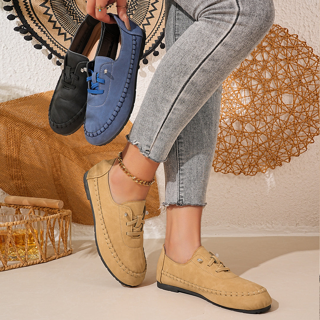 Women Comfortable Moccasins with Fashionable Lacing Design Mune Fashion