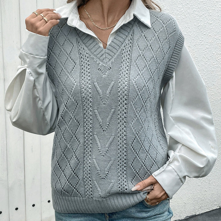 Ladies V-Neck Openwork Knit Vest with Diamond and Cable Pattern Mune Fashion