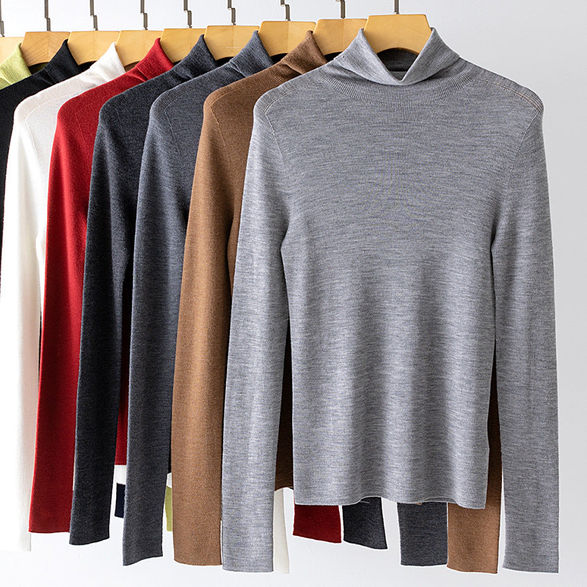 Women's Ultra Fine Turtleneck Sweater made of Fine Knit with Slim Silhouette Mune Fashion