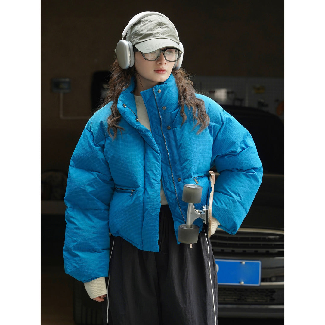 Women's short-cut padded down jacket with high collar and matte nylon surface Mune Fashion