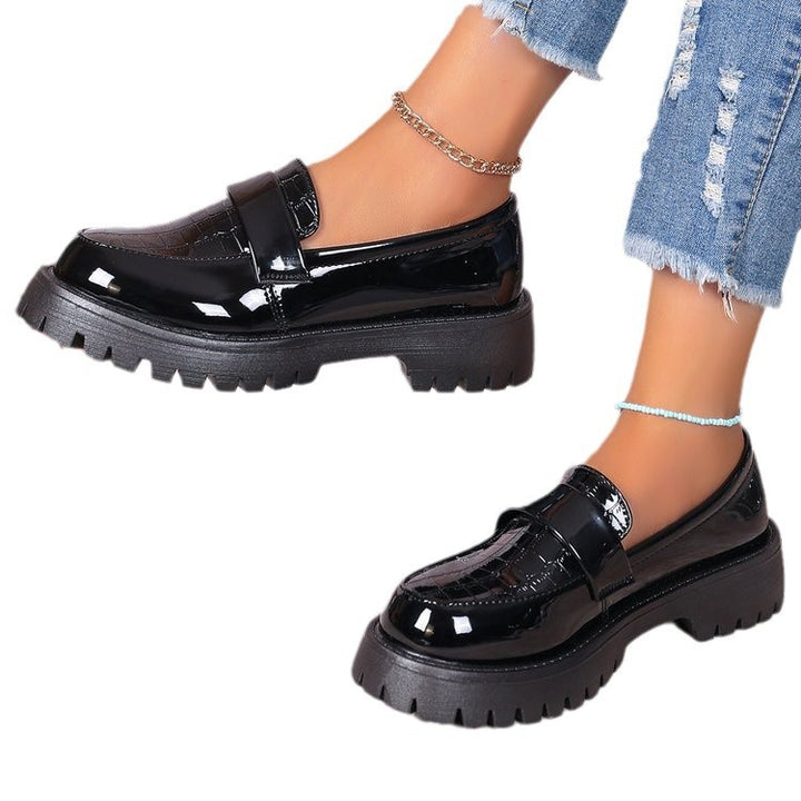 Women chunky patent loafers with crocodile embossing and textured rubber sole Mune Fashion