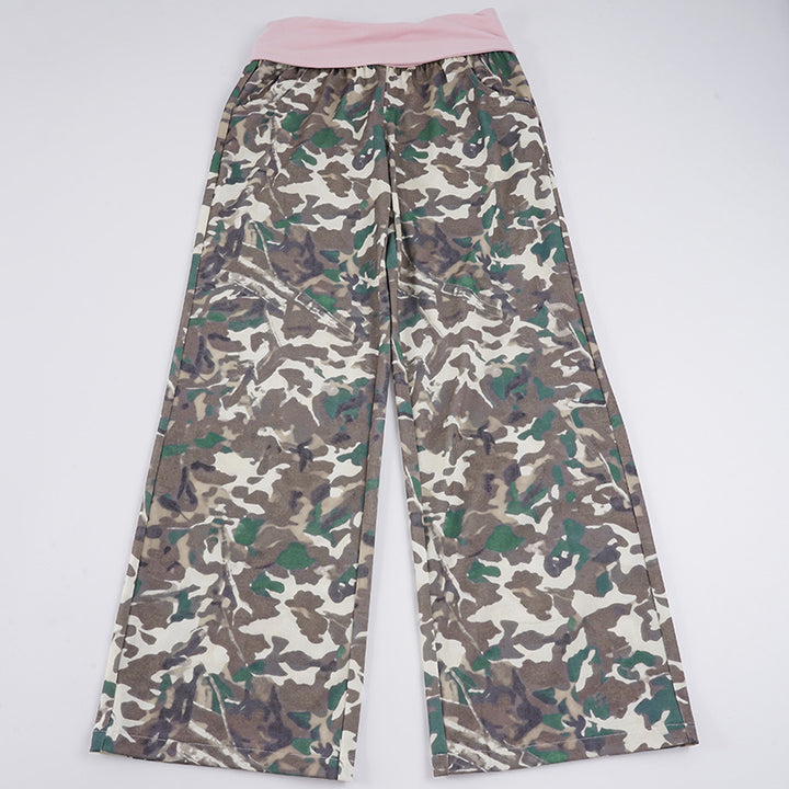 Women's wide lounge pants with foldover waistband, camouflage pattern and elastic comfort stretch Mune Fashion