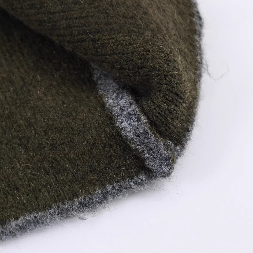 Women's short cut boxy jacket made of boucle wool blend with open V-neck Mune Fashion