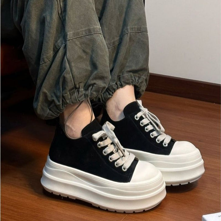 Women Sneakers with thick platform and breathable upper material Mune Fashion