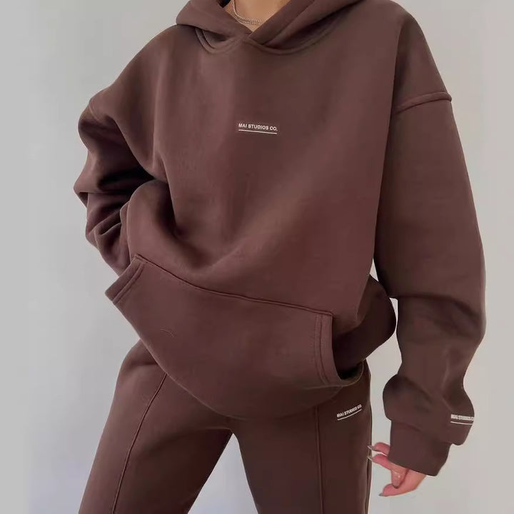 Women's Set Heavy French-Terry Oversize Hoodie with Kangaroo Pocket and Slim Joggers Mune Fashion