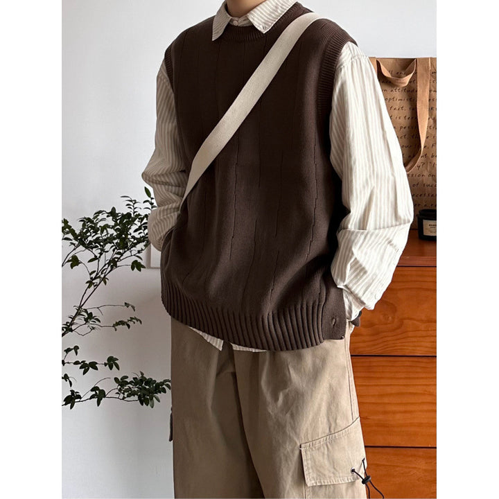 Men's Oversized Sleeveless Knit Vest with Ribbed Hem and Round Neckline Mune Fashion