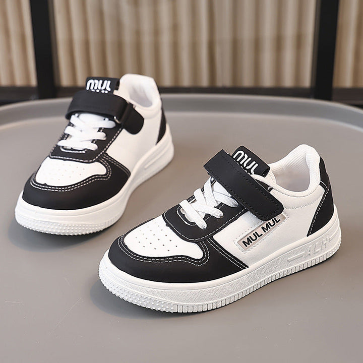 Women's sporty sneakers with practical Velcro closure and breathable surface Mune Fashion