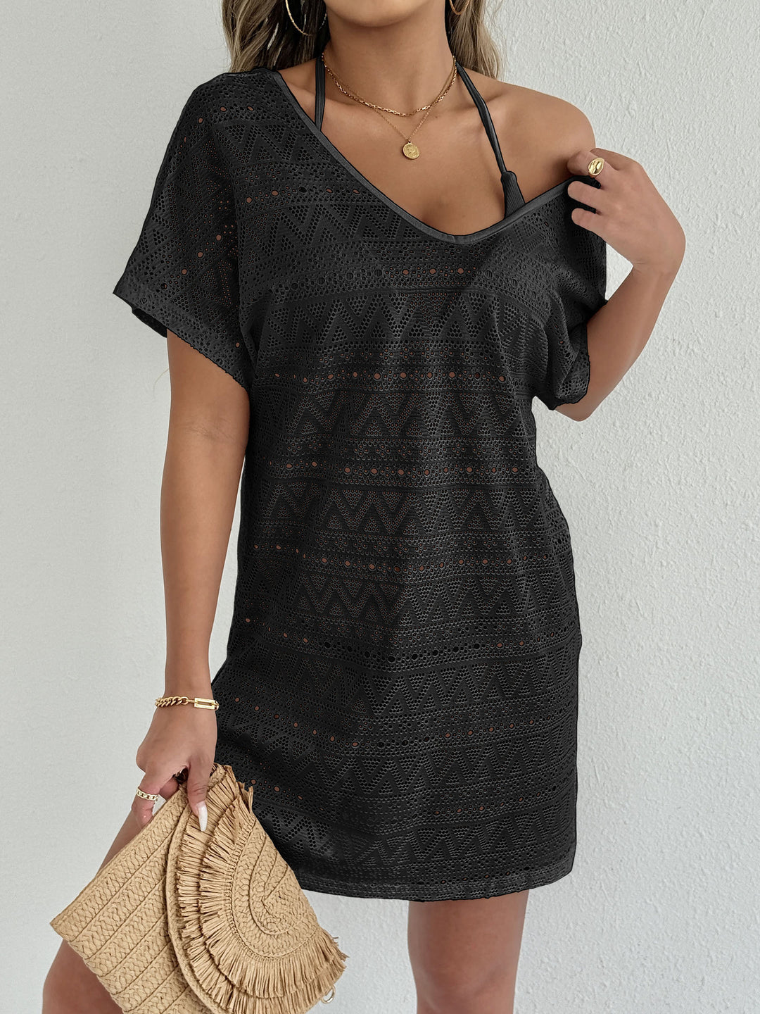 Women's airy crochet cover-up with deep V-neck Mune Fashion