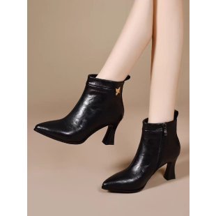Women Elegant Ankle Boots with High Heel and Zipper Mune Fashion