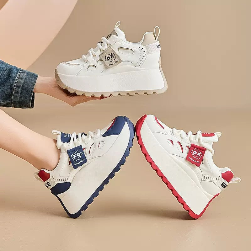 Women's sporty platform sneakers with modern design and flexible sole Mune Fashion