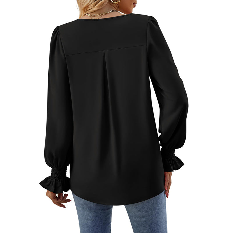 Women's V-neck blouse with pleat and gathered cuffs Mune Fashion