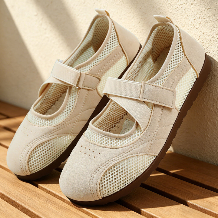Women’s breathable Mary Jane walking shoe with Velcro and reinforced profile sole Mune Fashion