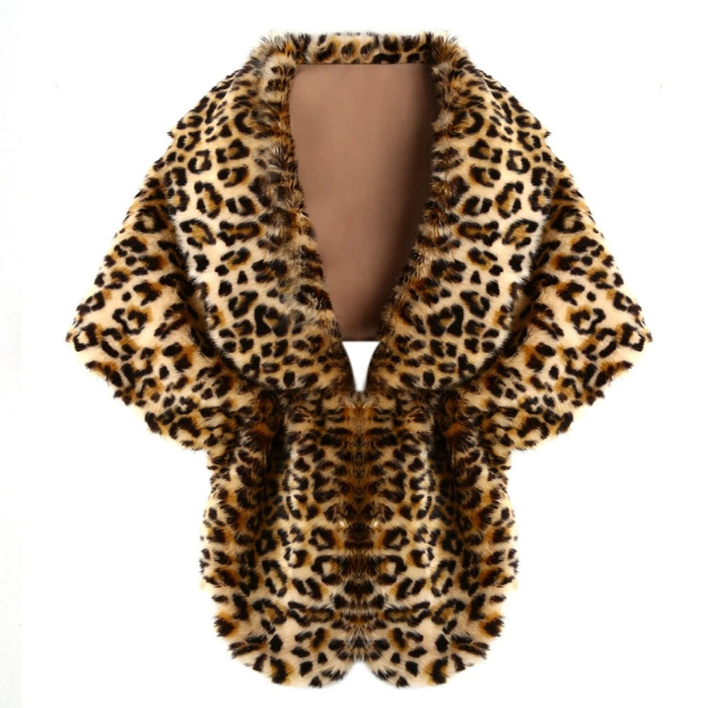 Women's elegant faux fur shoulder stole in capelet cut Mune Fashion