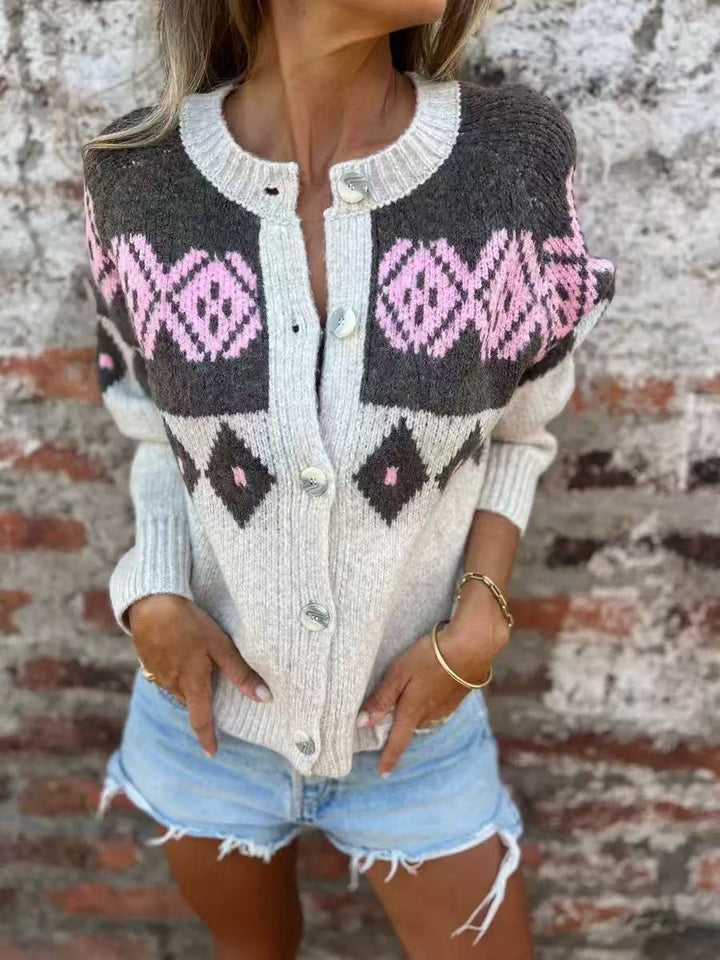 Ladies cozy knitted cardigan with decorative wooden buttons and round neckline Mune Fashion