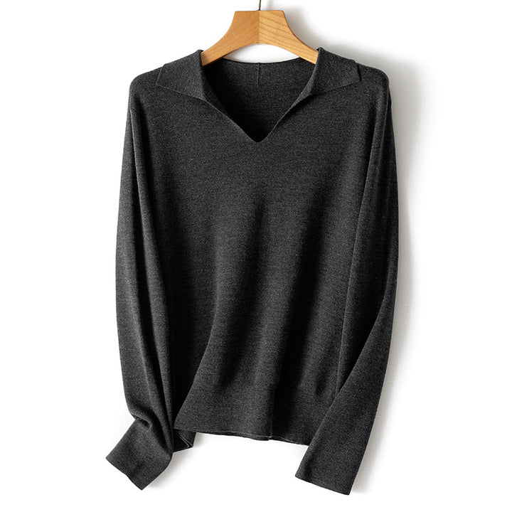 Women's fine lightweight V-neck sweater with open shirt collar and relaxed silhouette Mune Fashion
