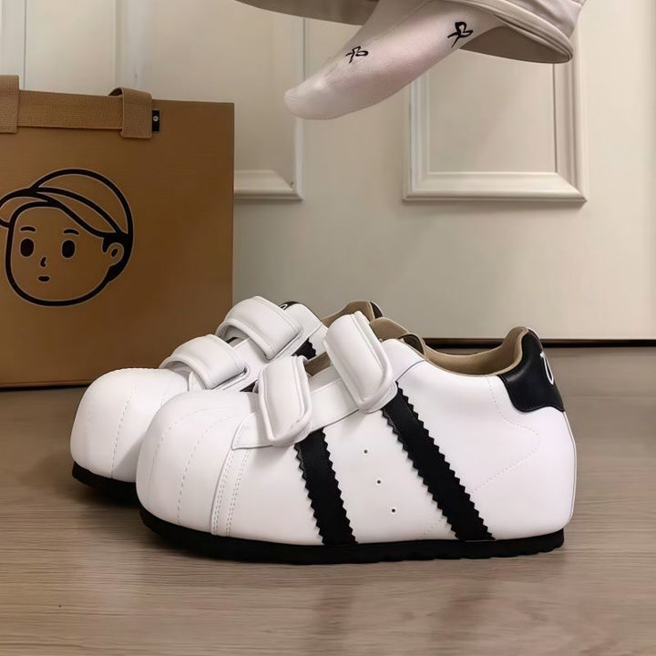 Women Comfortable Sneakers with Double Velcro Closure and Sporty Design Mune Fashion