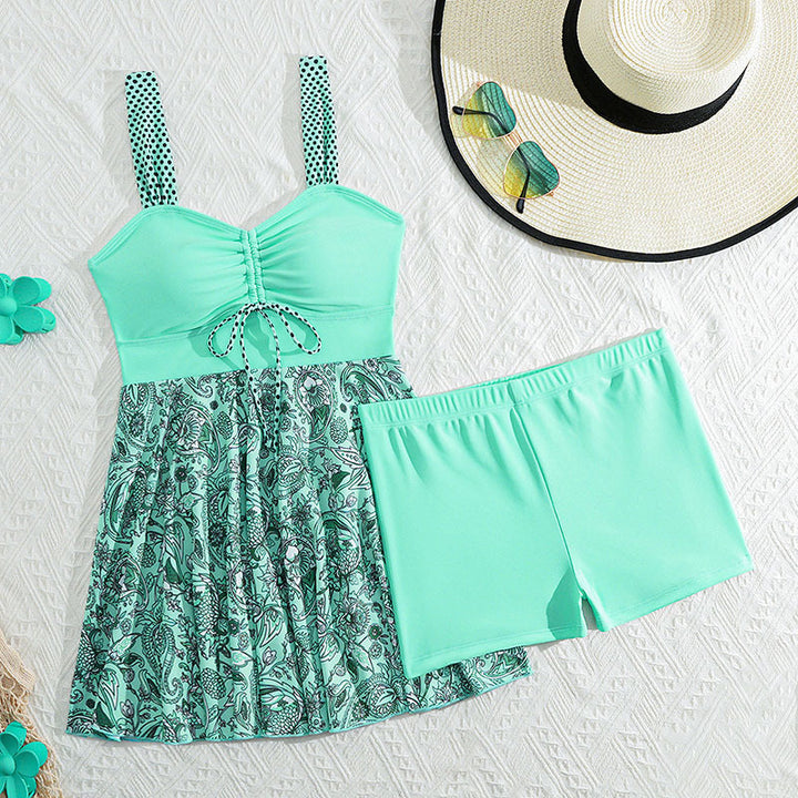 Women's swimwear with playful skirt and comfortable shorts Mune Fashion