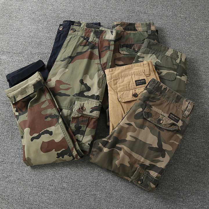 Men's cargo pants with tactical camouflage pattern and multiple flap pockets Mune Fashion