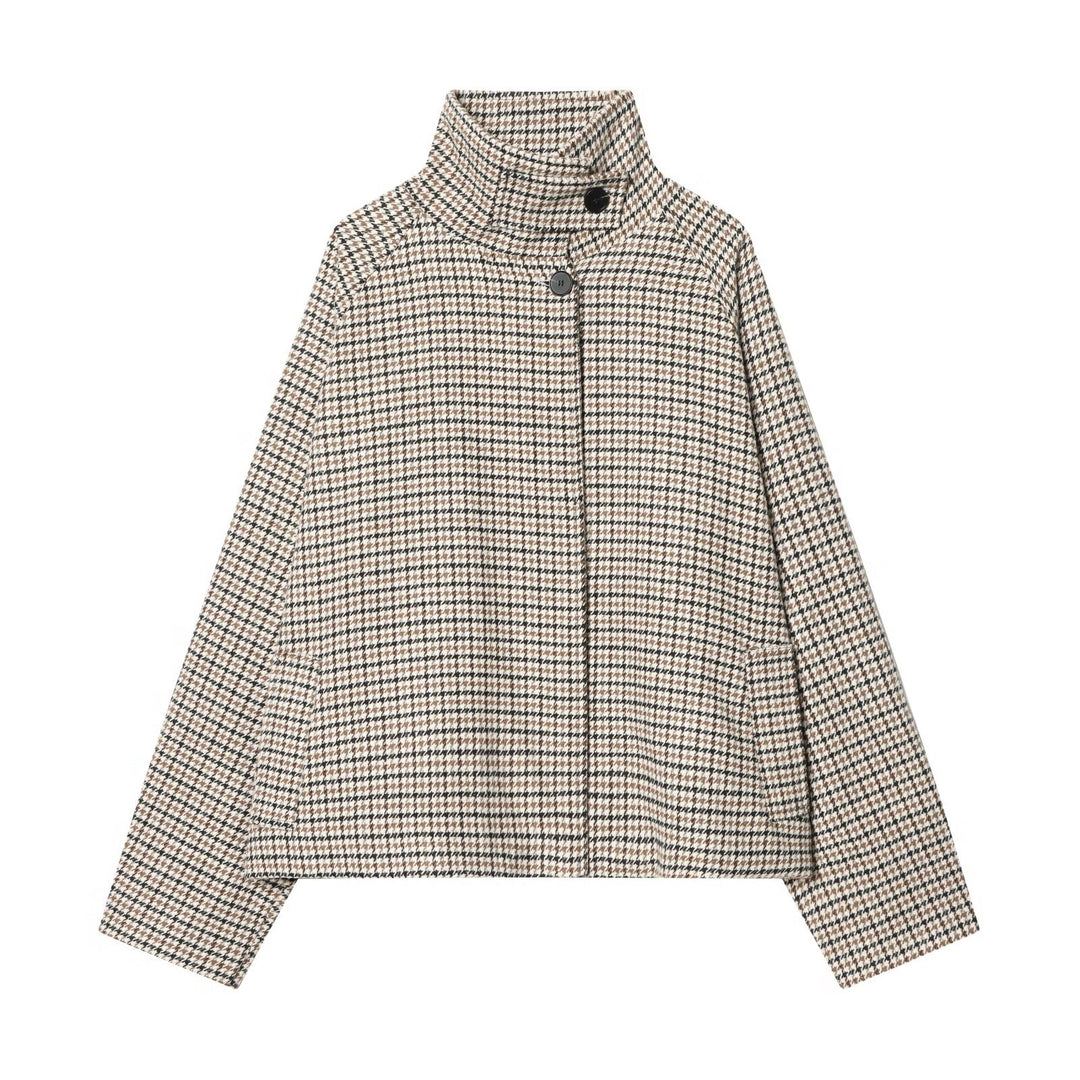 Women's short jacket in houndstooth pattern with high stand-up collar and oversized raglan sleeves Mune Fashion