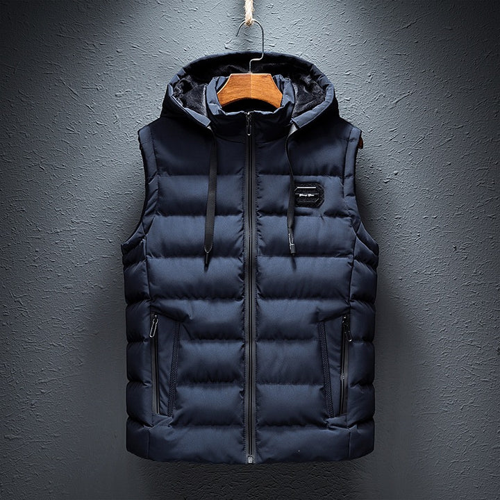 Men's quilted hooded vest with windproof microfiber cover, stand-up collar & zippered pockets Mune Fashion