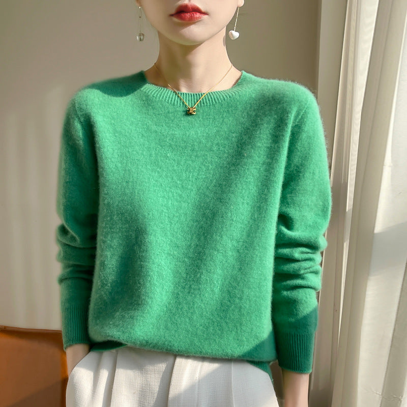 Women's Luxurious Cozy Knit Sweater with Round Neck and Mohair Look Mune Fashion