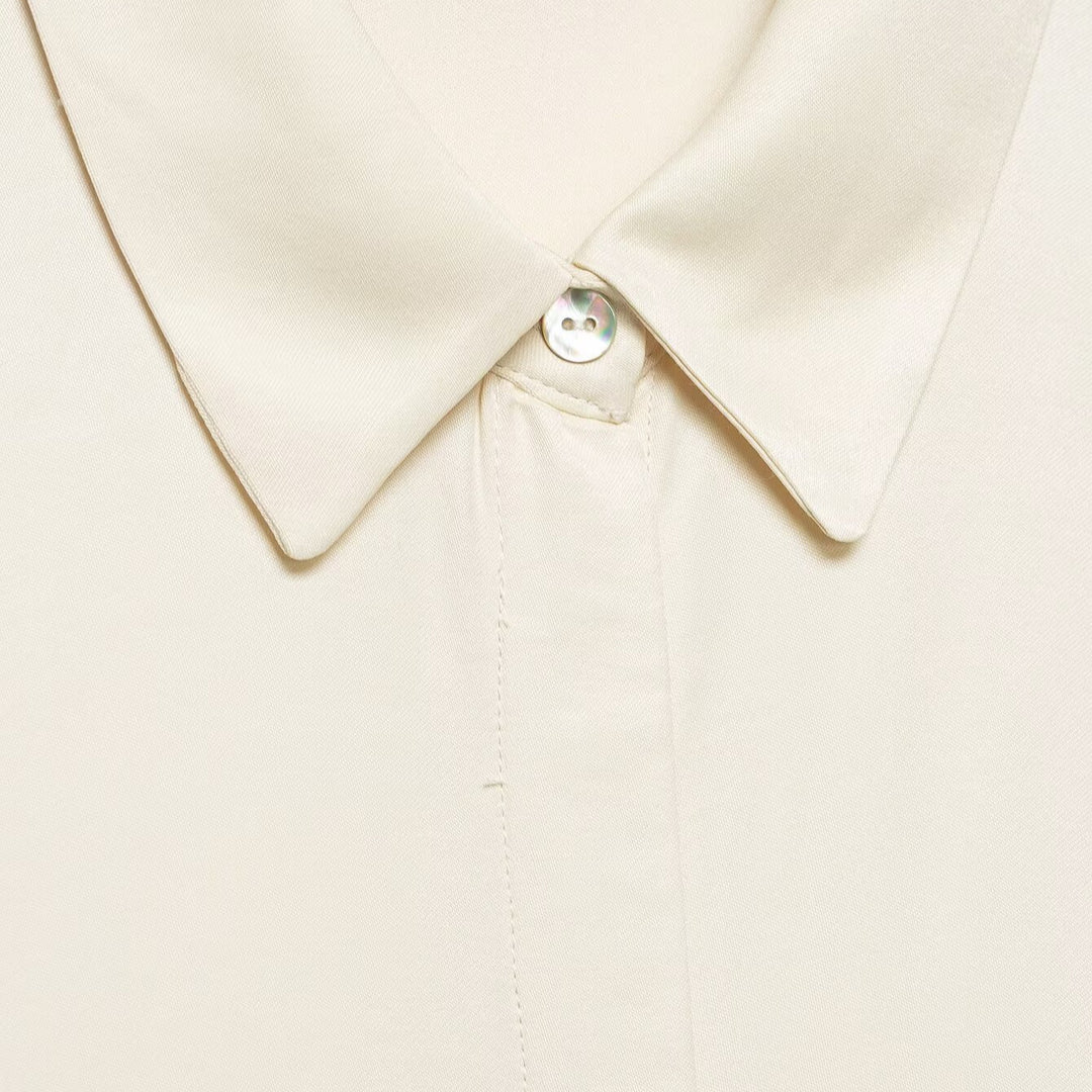 Ladies Silk-like Blouse with Concealed Button Placket and Lace Trim Mune Fashion