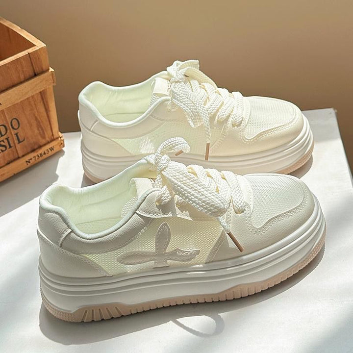 Ladies Airy and Comfortable Sneakers Mune Fashion