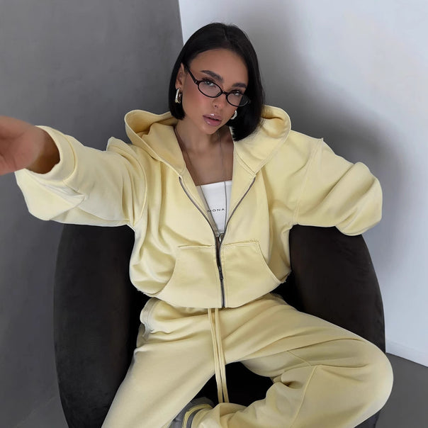 Women oversized short cut hoodie and high waisted jogger set made of organic cotton fleece Mune Fashion