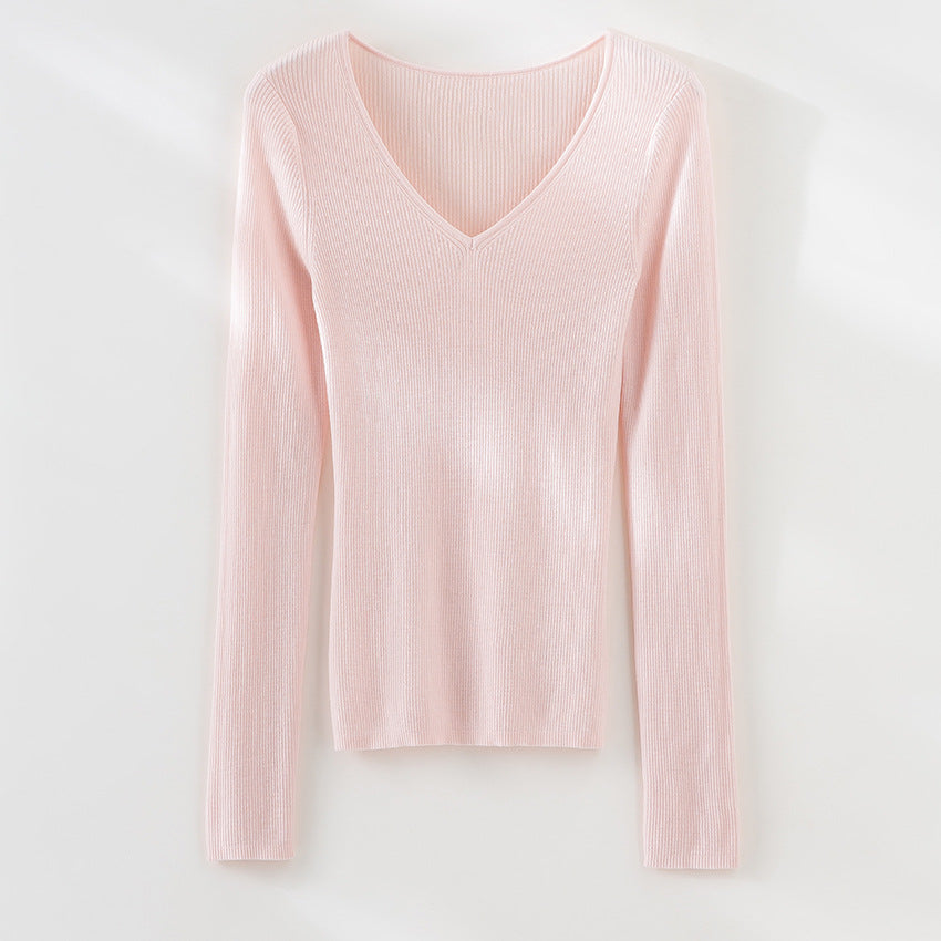 Women's fine ribbed fine knit sweater with V-neck and tailored silhouette Mune Fashion
