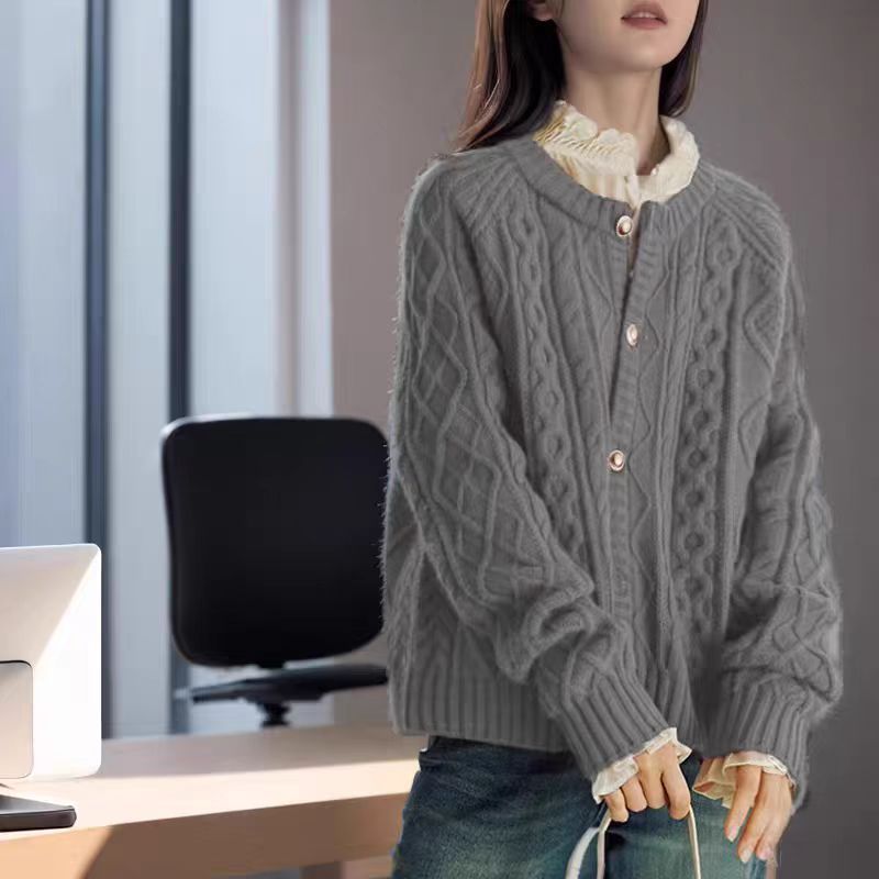 Ladies Cozy Braid and Diamond Knit Cardigan with Mother-of-Pearl Button Placket Mune Fashion