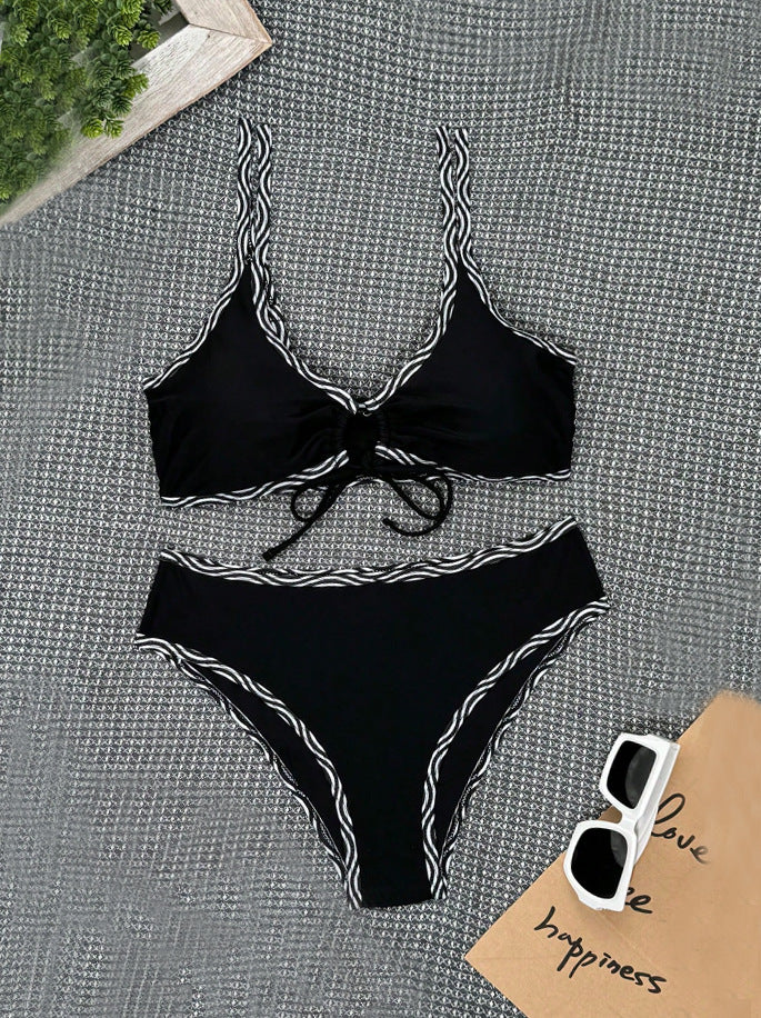 Women's Triangle Bikini with Fashionable Leopard Print Mune Fashion
