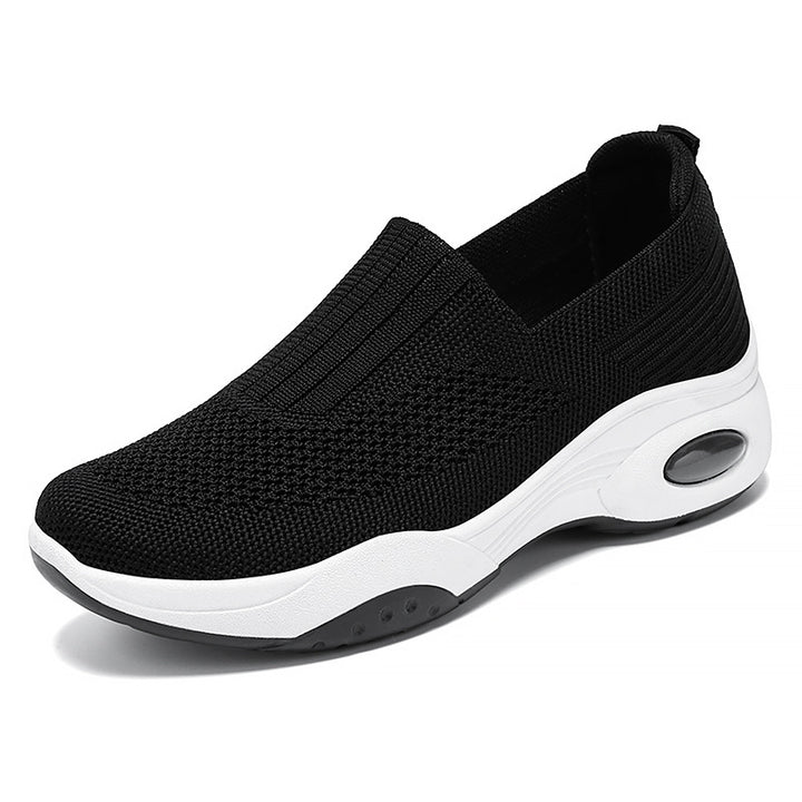 Women's seamless knit slippers with elevated plateau air cushioning and ergonomic heel support Mune Fashion