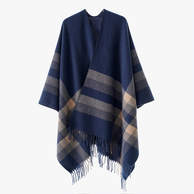 Women's wool blend cape poncho in oversized kimono with check pattern and fringe hem Mune Fashion