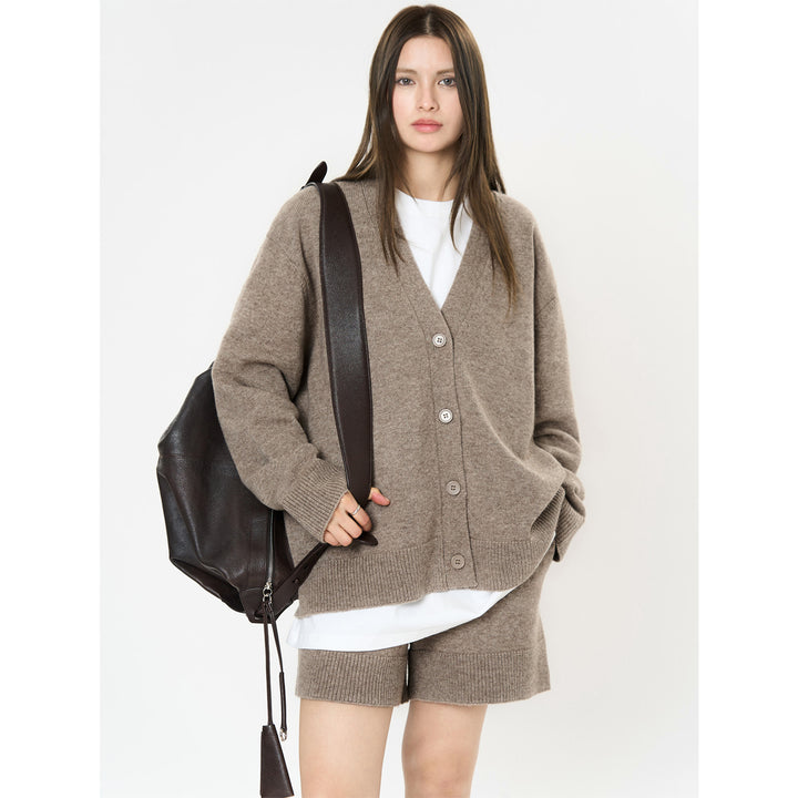 Women's Oversized Knit Cardigan with V-Neck, Button Placket and Soft Draping Mune Fashion