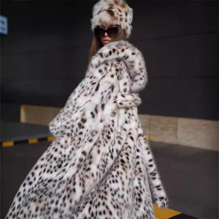 Ladies Hooded Faux Fur Coat in Oversized Silhouette with Leopard Print Mune Fashion