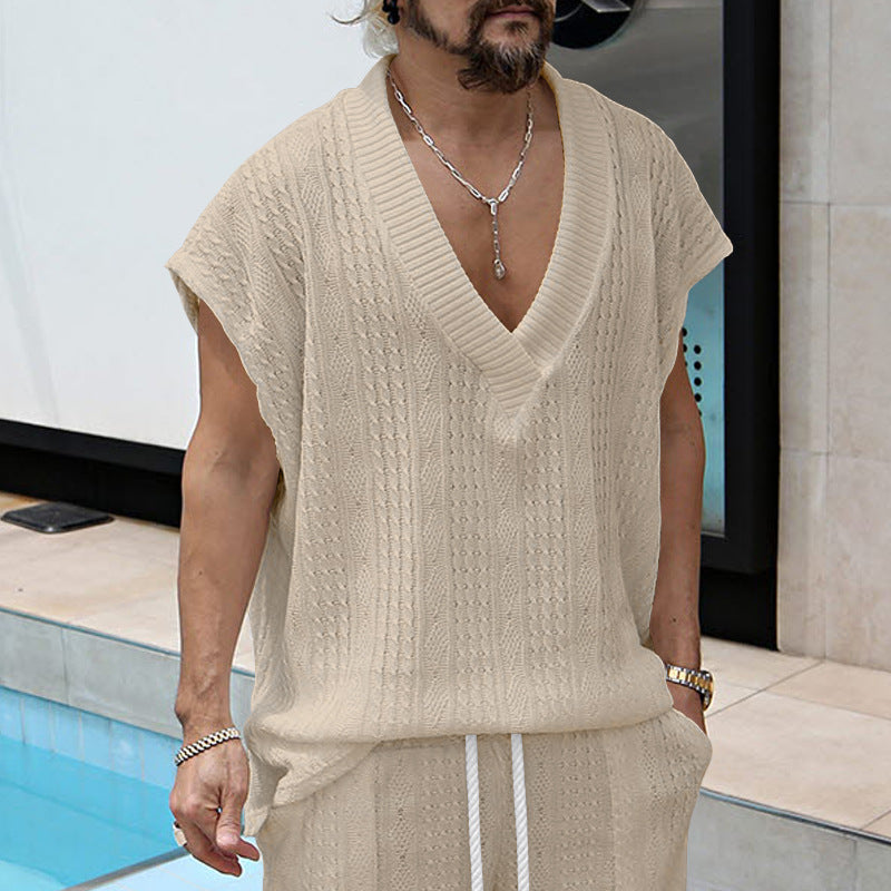 Men's knitted top made of coarse knit with deep V-neck and textured pattern Mune Fashion