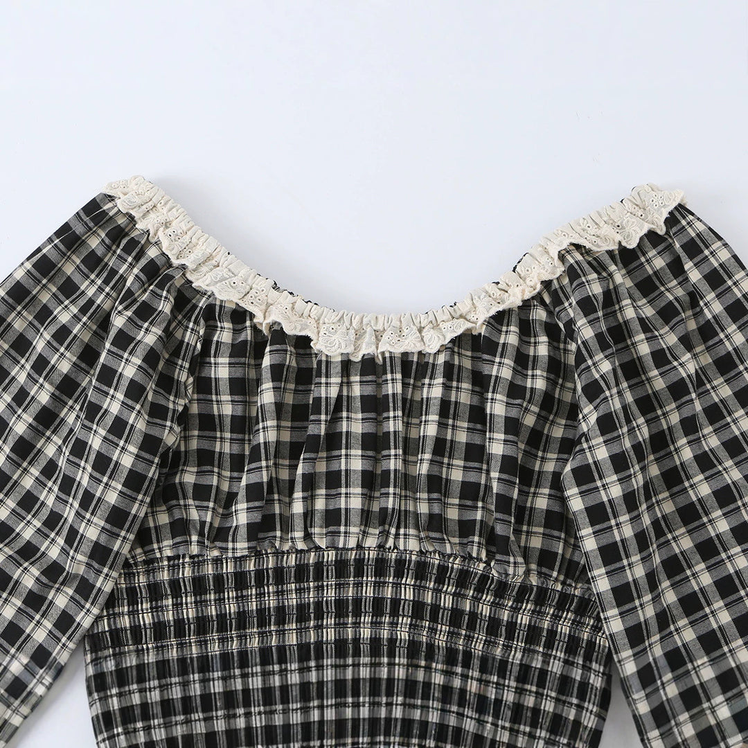 Women Checked Cropped Blouse with Square Neck, Lace Trim and Gathered Waist Mune Fashion