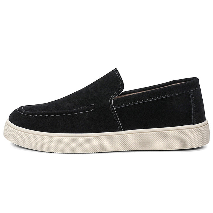 Men's Comfortable Moccasins Made of Suede