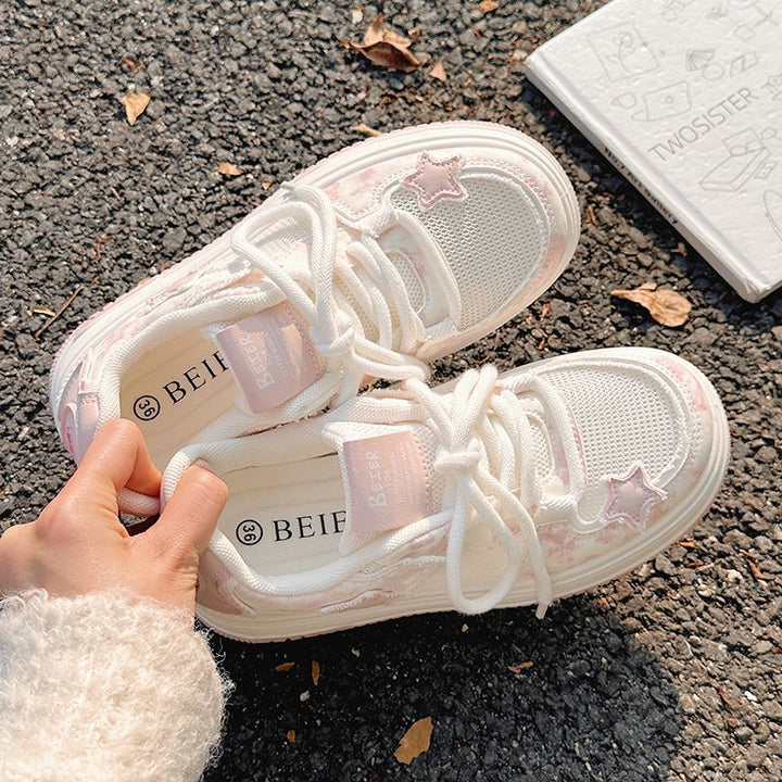 Ladies Volume Sneakers with decorative star inserts, multi-layer platform and breathable mesh construction Mune Fashion
