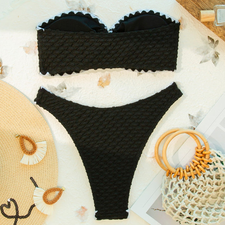 Women's bandeau bikini set with decorative cut-out design and trendy wave pattern Mune Fashion