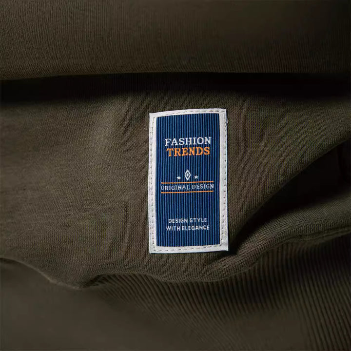 Men's classic crew neck sweatshirt made of heavy cotton blend with fleece inner side and ribbed cuffs Mune Fashion