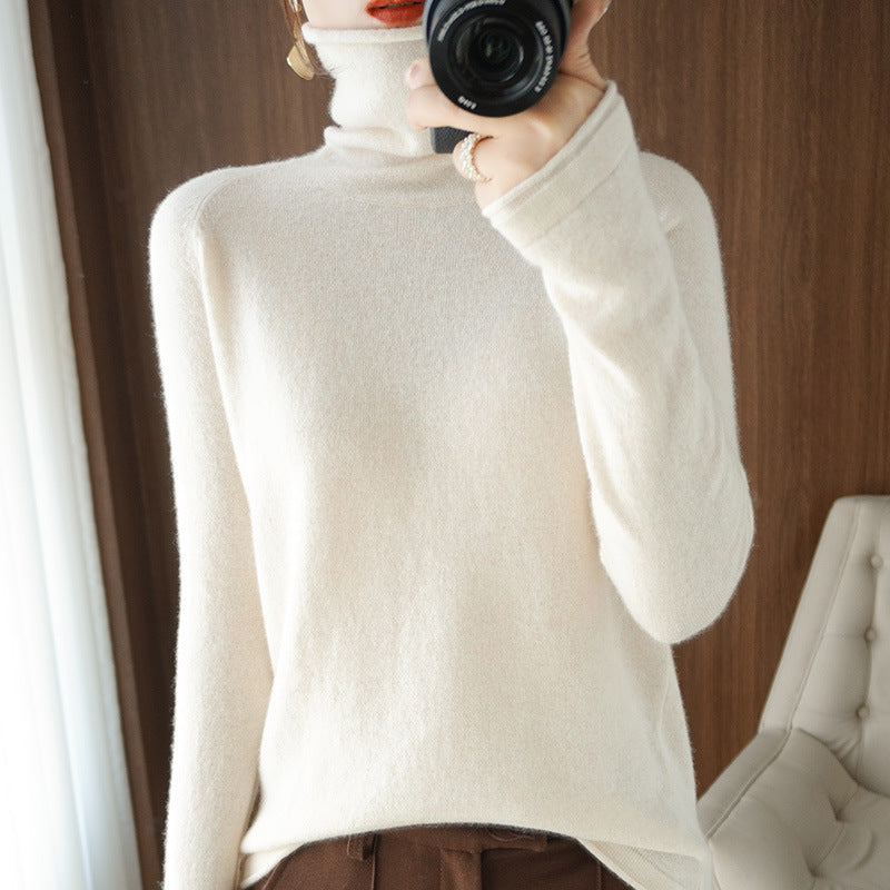Women's Soft Roll Neck Sweater in Cashmere-Look with Thumb Hole and Fitted Silhouette Mune Fashion