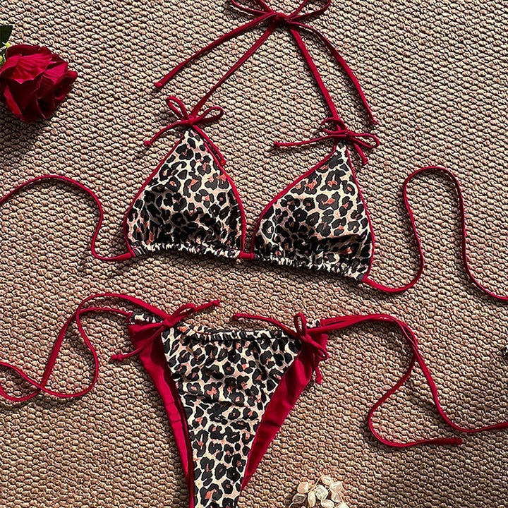 Women's triangle bikini with detailed tropical motif and adjustable ties Mune Fashion