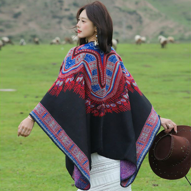 Women Oversize Poncho in Ethno Jacquard with V-neck and structured hem Mune Fashion
