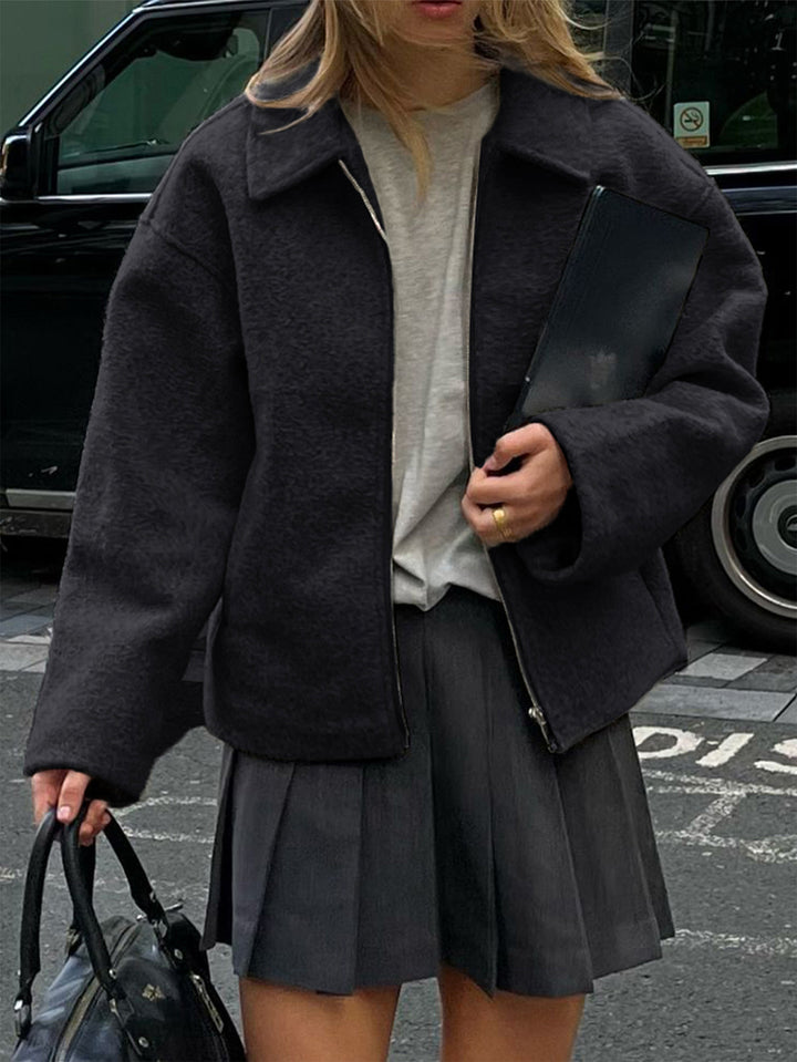 Women's cashmere-like wool jacket with full zip, oversized cut and shirt collar Mune Fashion