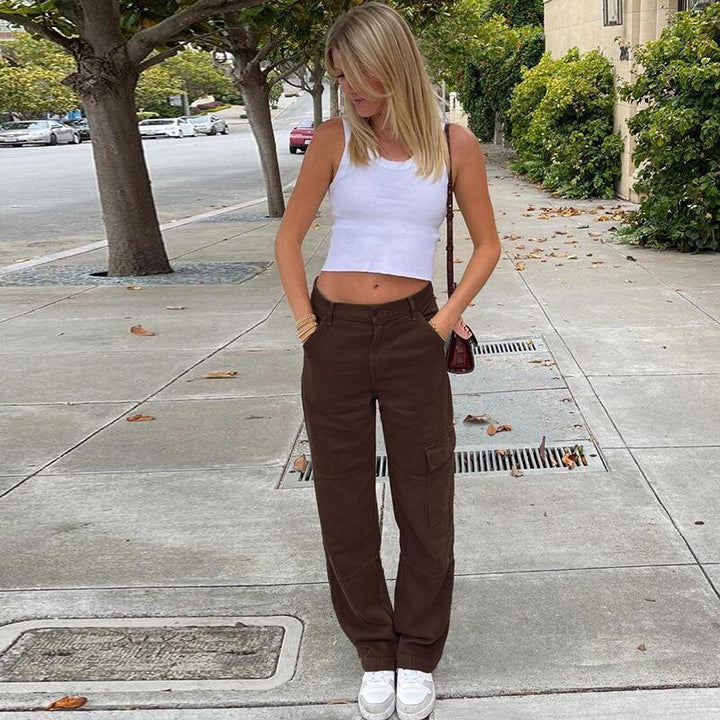 Ladies High-Waisted Relaxed Cargo Pants with Wide Leg and Knee Pleats Mune Fashion