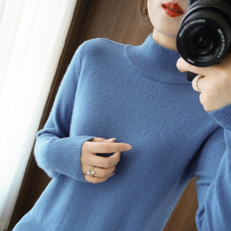 Women's Mockneck Pullover made of fluffy Angora blend with casual balloon sleeve silhouette Mune Fashion