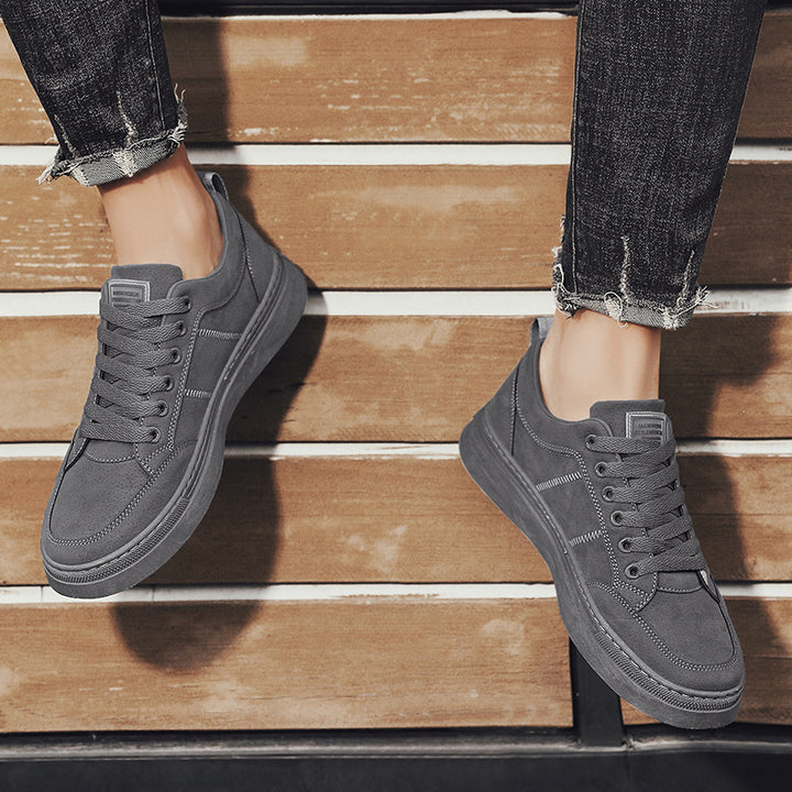 Men's Low Velvet Casual Sneakers with Padded Heel Collar and Subtle Seam Structure Mune Fashion