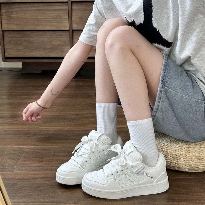 Women's Lifestyle Sneakers with supportive shaft and non-slip sole Mune Fashion