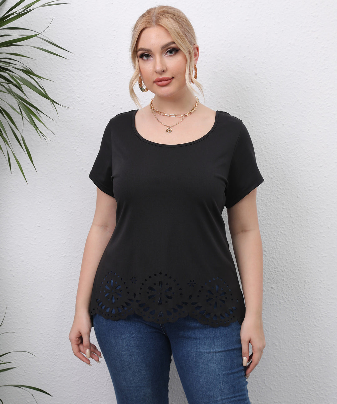 Ladies top with floral hole pattern Mune Fashion